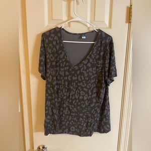 Old Navy animal print tee